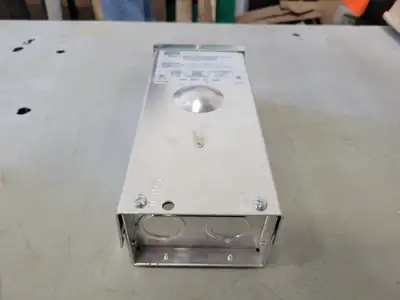 NEW HUBBELL HBL16