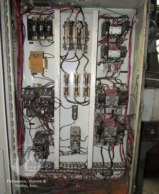 27" x 36" TUMBLAST w/Skip Hoist Loader