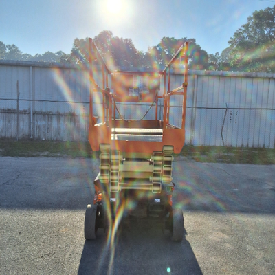 USED 2018 JLG 3246ES