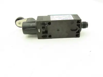 Siemens 3SE5 234-0HK21-1AC4 Limit Switch Roller Arm NO/NC Contacts IP66