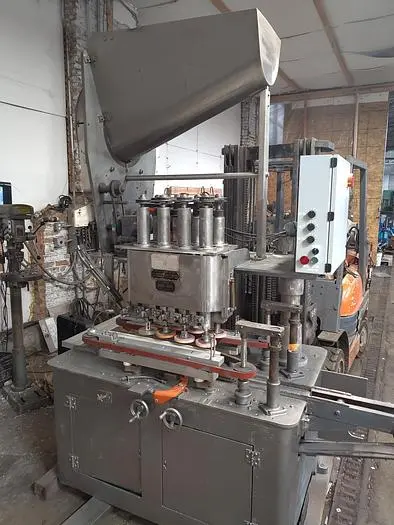 Used RESINA U40 Cappers Quill - Automatic Inline | Save on Equipment #420500