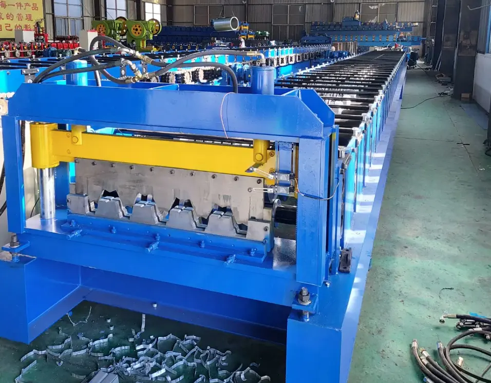 Steel Roof Deck Roll Forming Machine in Texas, USA