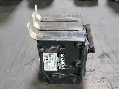 Used SIEMENS B360 Switchgears British Columbia CA | Lenmark #242144