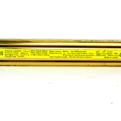 USED OMRON F3SJ-A0900P25-D