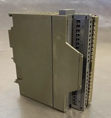 Siemens 6ES7 321 -1BH01-0AA0 Simatic S7 (BIN 4.4.4)