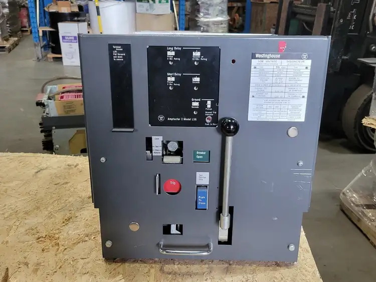 Used WESTINGHOUSE DS420C Switchgears British Columbia CA | Lenmark #242561