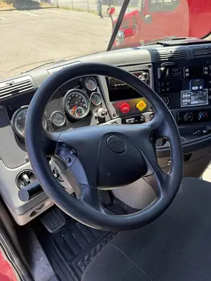 Used 2019 FREIGHTLINER CASCADIA 116 Conventional trucks California US | Ben Kaplan Equipment #1357531