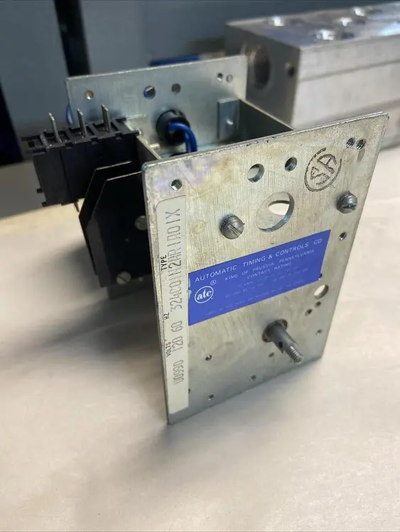 New | in-Stock ATC 324CO1N2AR1A01X Industrial Controls Ohio US | Surplus Asset Holdings #1235274