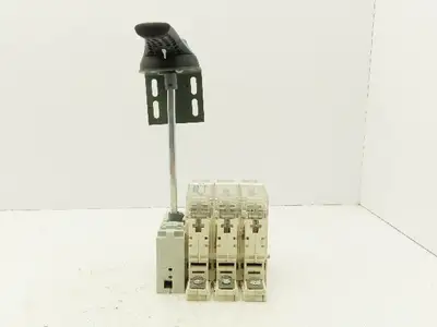 Socomec Combination Switch Fuseblock Disconnect Handle 125A 690V 100A Fuses