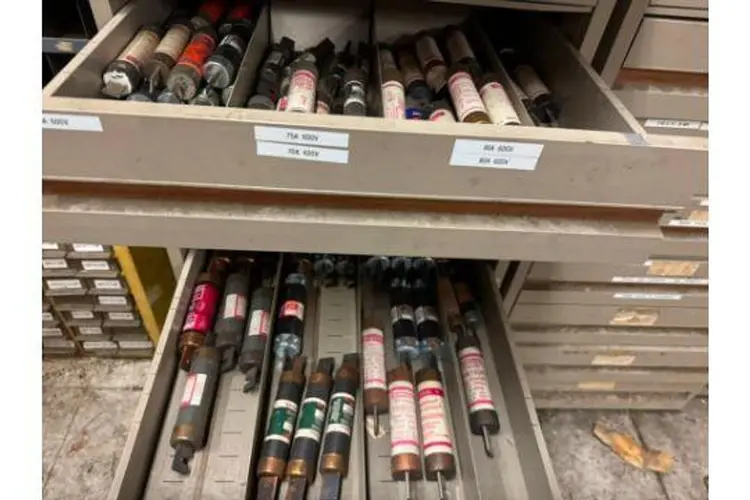 Used MIRCOFORM _UNKNOWN_ Cabinets Pennsylvania US | Global Equipment International, LLC #759343