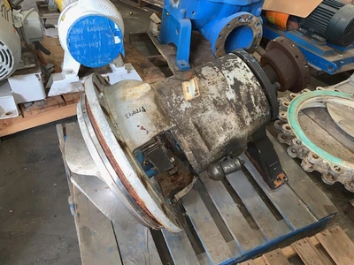 USED Goulds 3175L