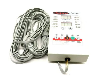 NEW AQUATHERM 560A253U01 THERMAL CARE CONTROLLER WITH CABLE 801A023U01 REV B