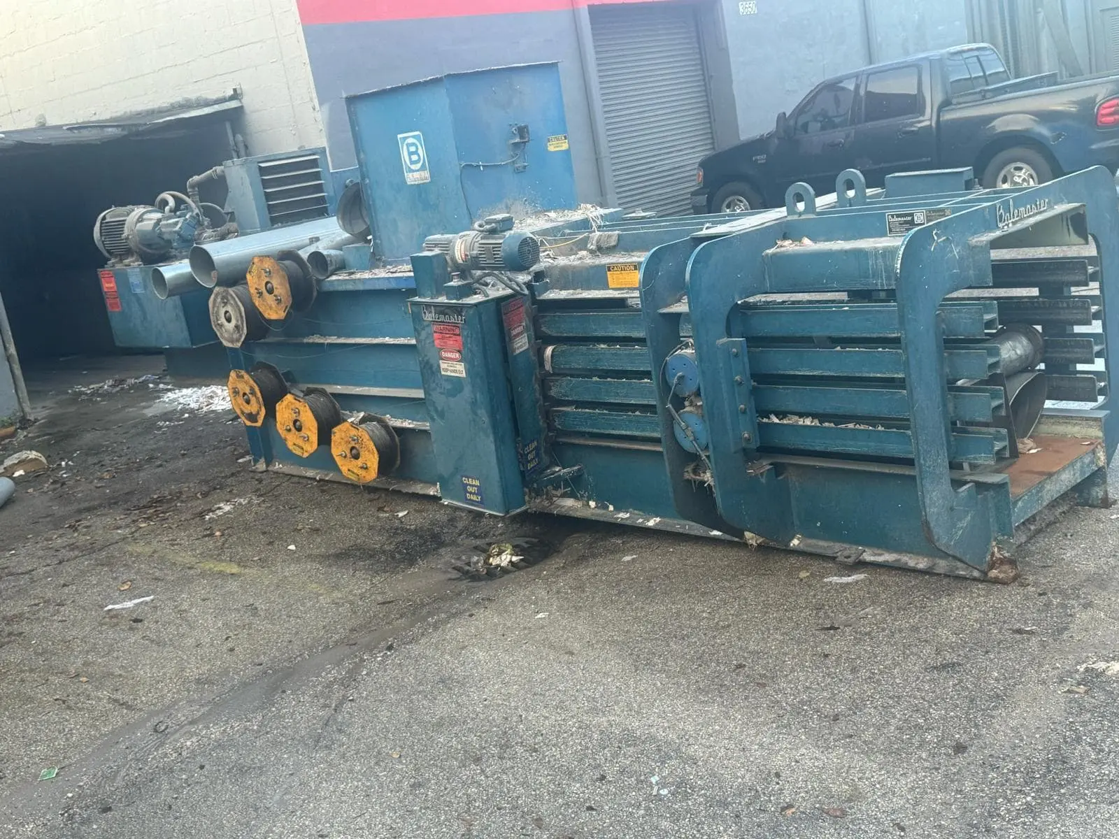 USED 1900 BALEMASTER 4025G-6