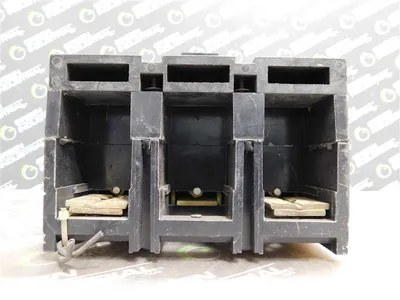 Square D LAF2640036M6269 Circuit Breaker 400A 2P 600VAC Used