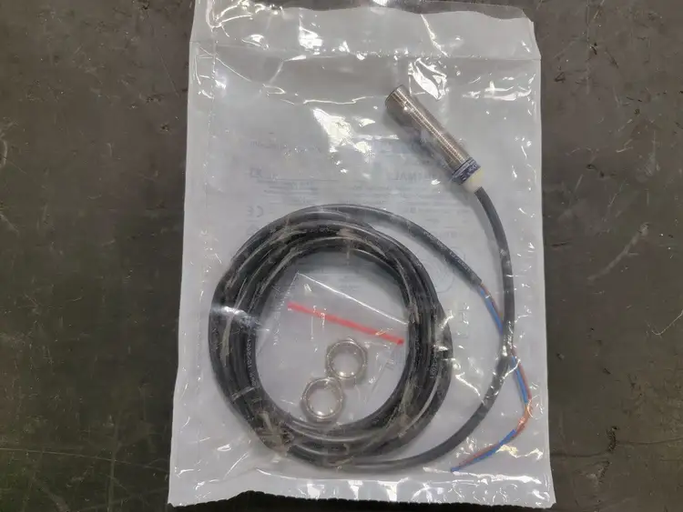 Used TELEMECANIQUE XS612B1MAL2 Misc Electrical & Power Parts British Columbia CA | Lenmark #253382