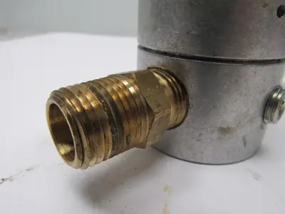 Monnier 118-1000-4 Pressure Regulator W/111-3001-2 & Nuair NA3139 W/Gauge