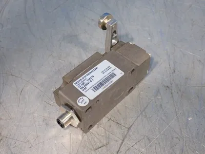 New | in-Stock EUCHNER NZ2HS3131SEM4C2247 Relays & Switches Ohio US | HGR 24 #1129846