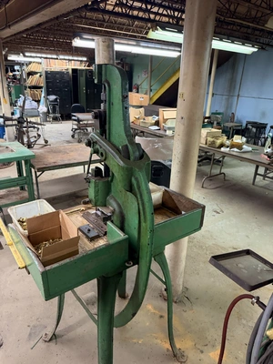 Used _UNKNOWN_ _UNKNOWN_ Kick Presses Michigan US | Miedema Asset Management Group #1360935