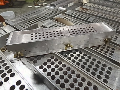 USED CAVALLA LIPSTICK MOLDS LIPSTICK MOLDS