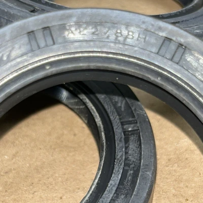 QTY:5 Oil Seals AE2788H NNB Fast Shipping! + Warranty