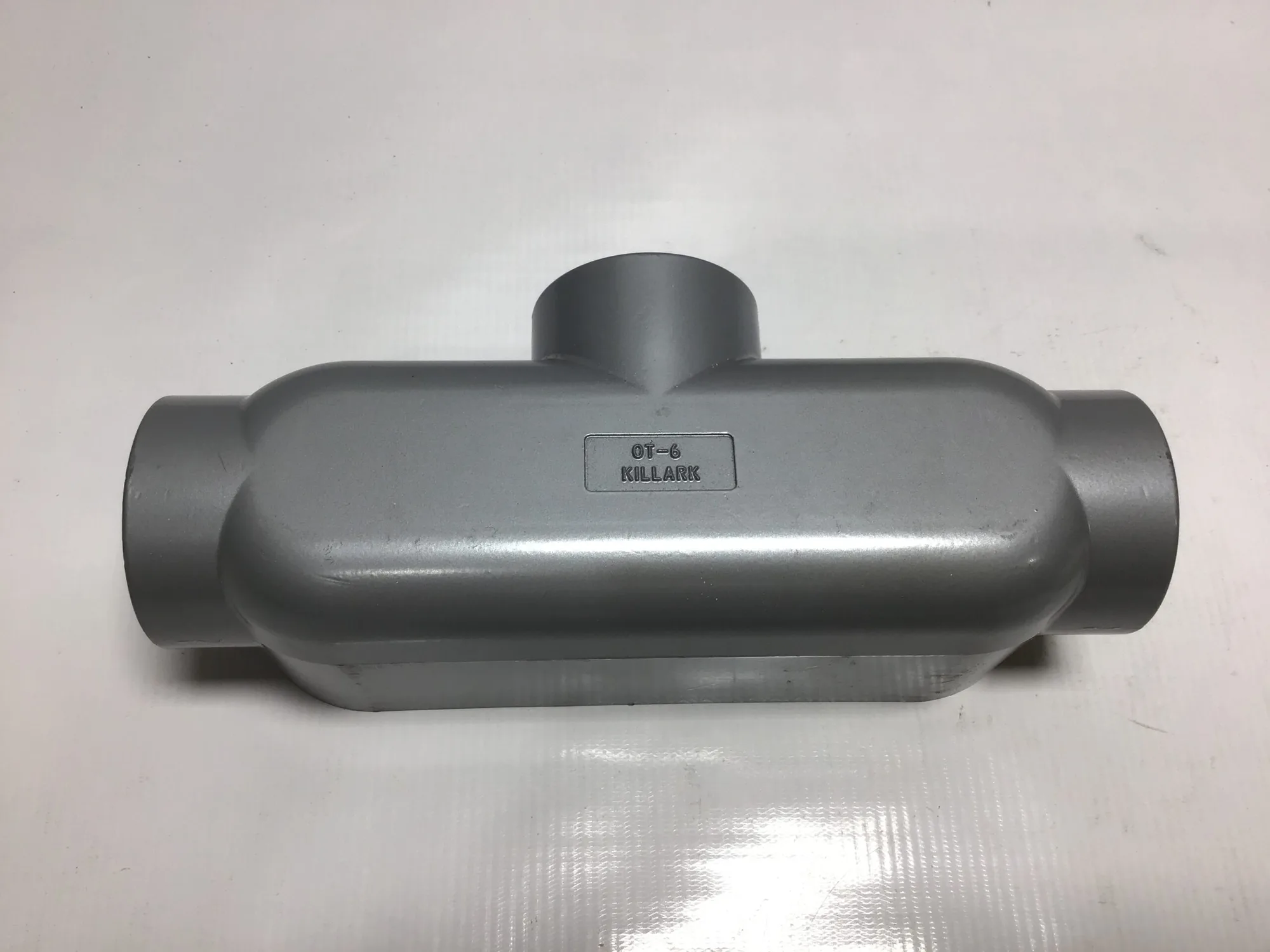 Killark OT-6 2″ T Hub Aluminum O-Series Conduit Body