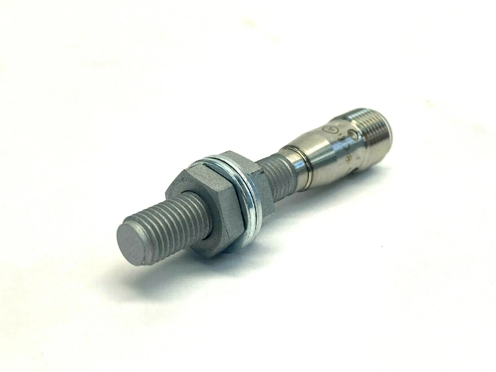 IER200 | ifm  Inductive Full-metal Sensor IEK3002BBPKG/AM/SC/US-104-DPS - Used