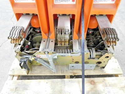 GE VB 7.2-500-3 Circuit Breakers | Equipment Recovery Corp. (5)