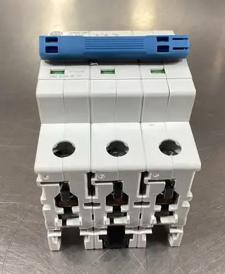 USED ALLEN BRADLEY 1492-SPM3D500