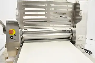 Stainless Steel Table Top Dough Sheeter with 88-inch Conveyor Length – 0.75 HP (550 W), 220 V, 1 Phase