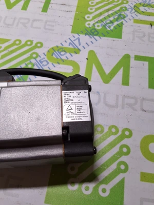 OMRON R88M-G20030L-BS2 SERVO MOTOR WITH ZF MASCHINENANTRIEBE PGE25/2 GEARBOX