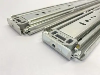 New | in-Stock ACCURIDE HEAVY DUTY LOCK IN/OUT DRAWER SLIDE RAILS PLC Input & Output | Maverick Industrial Sales #1106404