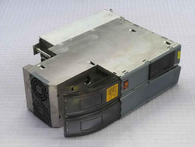 Used B&R 8B0P0440HW00.000-1 Servo Drives Texas US | Aucto #1308309