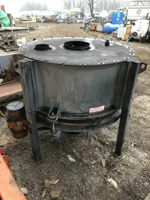 Metalfab 45 Gallon Dry Solid Processing Tank / Vibratory Bin 1.5HP 3PH 2160f/lbs