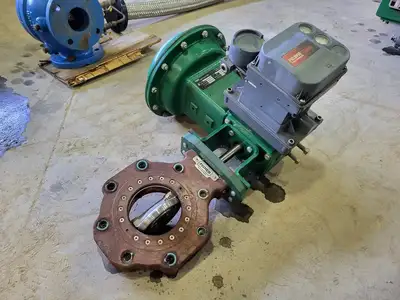 USED FISHER CONTROLS 8560