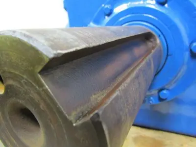 Mechanical Handling Systems 5MHD Right Angle Gear Reducer Gearbox 63.3:1 Ratio