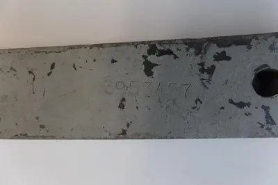 USED METAL FABRICATOR 3953457