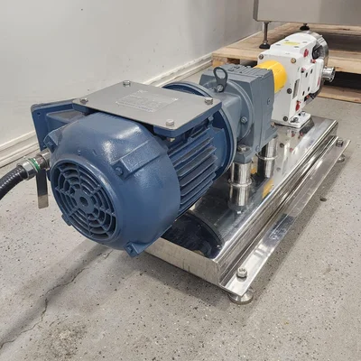 PUMP Wright Flow Technologies 0300 TRA10 S.M. FKM 0300 TRA10 S.M. Sanitary Lobe Pump # 38918