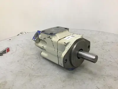 USED VICKERS 3520V38E5