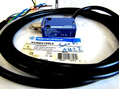 NEW TELEMECANIQUE XCMD2102L2 LIMIT SWITCH