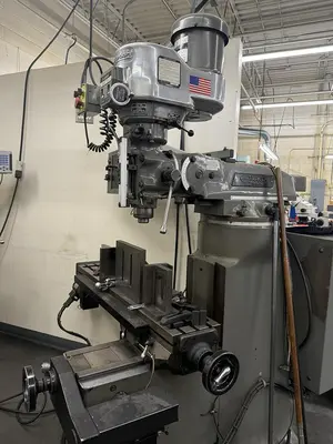 Used 1996 BRIDGEPORT EZ TRAK Vertical Mills Minnesota US | Source Machinery Sales #1513443