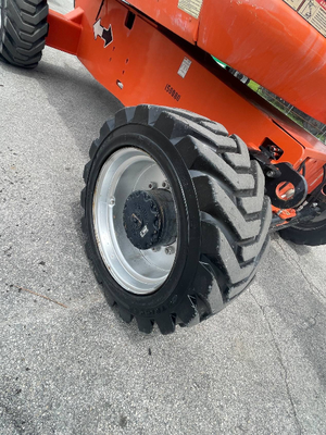 USED 2015 JLG 800AJ