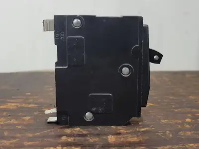 USED SQUARE D QO115