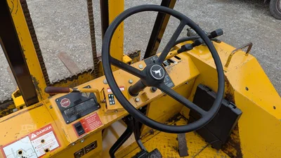 USED 1994 DEERE 482C