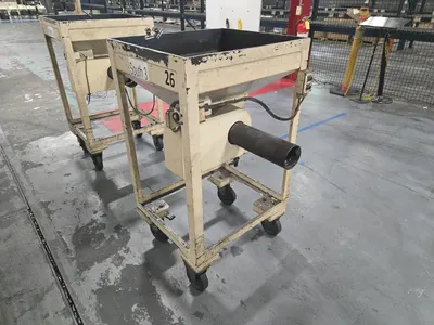 (1) Auger Hopper