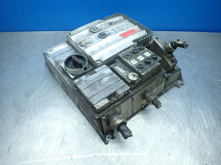 Used SEW EURODRIVE MQD32A/MM30D/Z38G0/AGB3 Variable Speed Drives Ohio US | HGR 24 #838767