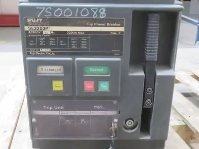 Used FUJI SE3203PF Circuit Breakers Texas US | Aucto #1308448