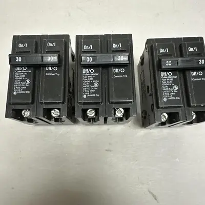 Used CUTLER-HAMMER BR230 Circuit Breakers | Surplus Asset Holdings #1188961