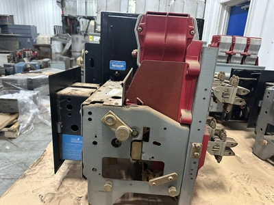 ITE Circuit Breaker Company 50/60HZ For low power distribution