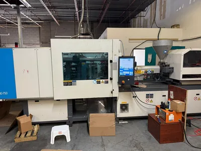 2011 KRAUSS MAFFEI KM180-750 AX Horizontal Plastic Injection Molding Machines | JYC MACHINERY (2)