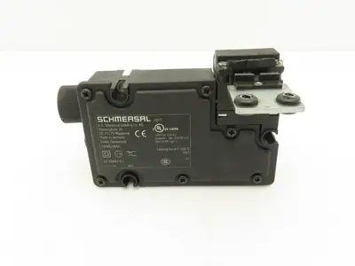 Schmersal TZFWS24VDC Solenoid Interlock Safety Switch 24VDC 1500N